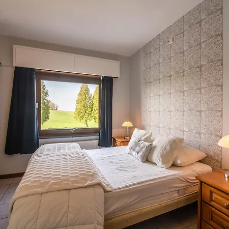 Spacious In With Garden, Cleaning Included *